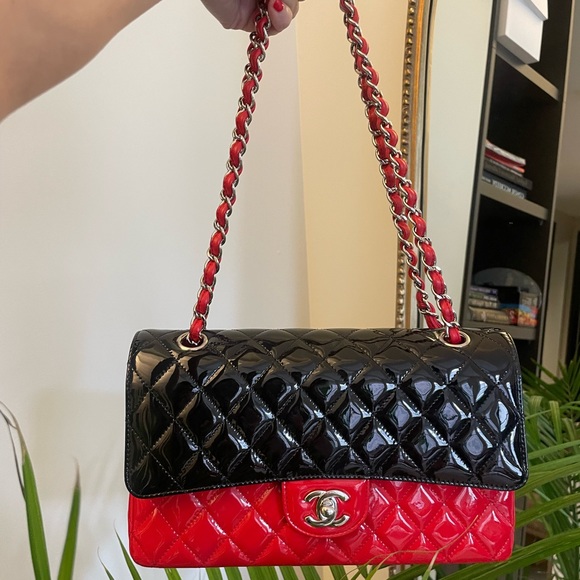 CHANEL Handbags - Classic channel double flap